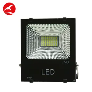 Akıllı kare modern 12v ip65 su geçirmez dış mekan güneş enerjisi yolu led bahçe lambası