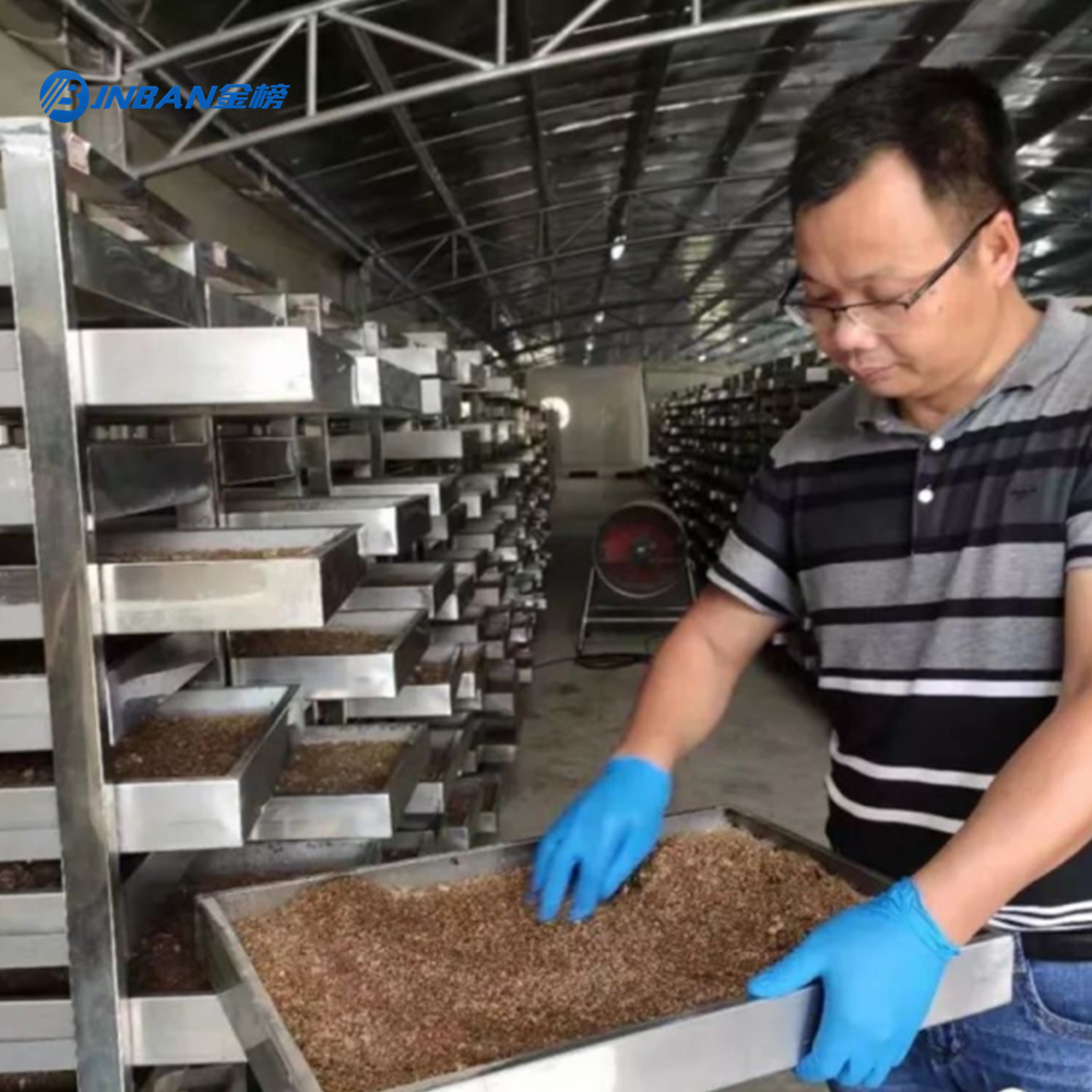 Оборудование для обработки кормов для черных солдат