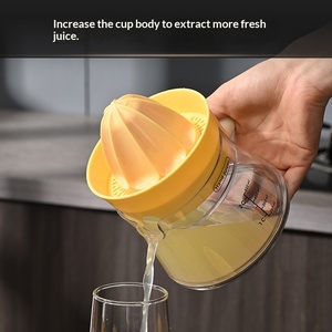 Household Hand Crank Fruit Juicer Manual Citrus <b>Squeezer</b> Orange Lemon <b>Lime</b> Extractor 500ml Scale Cup - Product Image 4