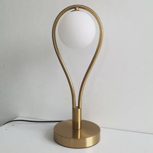 Lampe de table en verre moderne et simple, veilleuse de chevet pour chambre à coucher, décoration en fer forgé, vente aux enchères en ligne - Product Image 6