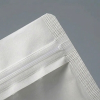 Pochette refermable mate résistante à l'humidité avec fenêtre transparente et encoche de déchirement pour le stockage d'aliments secs