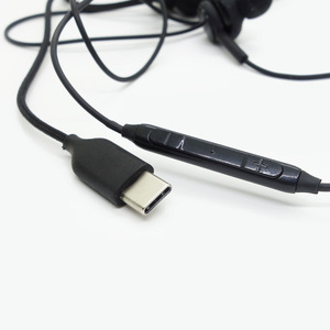 Écouteurs Filaire Type C Intra-Auriculaires Avec Micro Pour Galaxy Note 10 Ultra et Samsung <span class=keywords><strong>AKG</strong></span> - Product Image 3