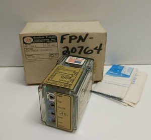 PLC Neuf, Stock Ancien, 115V, Large Plage de Fréquences, Isolation CC, API-7580-G, Produit Garanti - Product Image 1