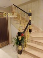 Rampe d'escalier en alliage d'aluminium Copper Mansion Guangdong Foshan, usage intérieur, luxe léger, villa, modèle 888 finement sculpté
