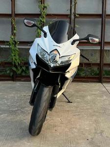 ซูซูกิ GSX600 มอเตอร์ไซค์สปอร์ตสมรรถนะสูง 600 ซีซี 4 สูบ ความเร็วสูงสุด >200 กม./ชม. ผลิตในญี่ปุ่น สำหรับการปรับแต่งแบบสปอร์ต มีให้เลือก - Product Image 5