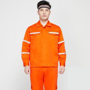 Vêtements de travail haute visibilité pour les ouvriers d'atelier, vêtements de sécurité durables en polyester et coton - Product Image 2