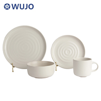 Ensemble de Table à dîner en relief de grès, ensemble d'assiettes à dîner blanches en céramique de luxe, 16 pièces