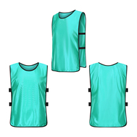 Maillots de football avec logo personnalisé, gilet d'entraînement en maille de style supérieur, uniforme de football pour adultes, enfants, bavoirs de nom d'équipe, badges de sport d'été