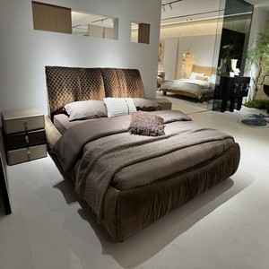 Set Camera da Letto Moderno Queen Size, Letto Matrimoniale in Velluto per Hotel, Arredamento Camera da Letto di Lusso, Letto King Size in Legno - Product Image 3