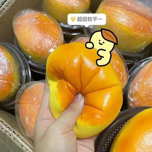 ของเล่นบีบคลายเครียดแบบนุ่ม โฟมและพลาสติก รูปขนมปังและขนมกุ้ยเจียว คืนรูปช้า สำหรับทุกเพศทุกวัย 8+ และ 14+ - Product Image 2