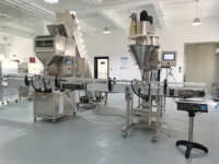 Machine de remplissage et de pesage automatique à 2/4 têtes pour noix, haricots, grains de café, granulés et particules en bouteilles