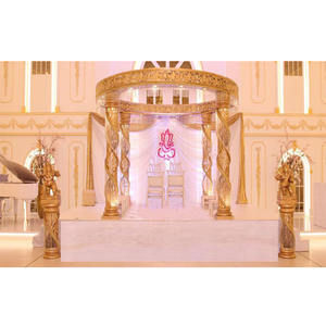 Mandap de mariage en cristal de fibre dorée élégant, décoration exclusive et magnifique pour un mariage indien parfait, fournitures de décoration pour l'Australie - Product Image 1