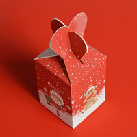 Boîtes de bonbons sucrés de Noël de vente chaude Boîte de papier cadeau de friandises de Noël avec poignée en ruban