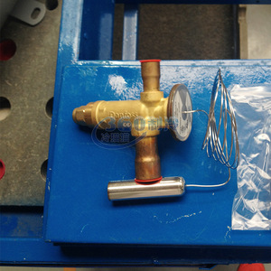 วาล์วขยายตัวของเครื่องปรับอากาศ 30HXTXV002 วาล์วขยายตัวแบบทองเหลืองสำหรับคอมเพรสเซอร์แบบลูกสูบของเครื่องปรับอากาศส่วนกลาง - Product Image 2