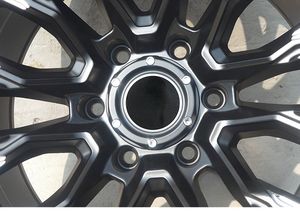 Rueda de Acero Todoterreno de 17 Pulgadas y 20 Radios, Modificación Apta para Prado, Haval H9, Overlord, BJ40 y Pao - Product Image 4