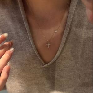 S925 Pure <b>Silver</b> Full Diamond Twin <b>Rose</b> <b>Necklace</b> for Women French Luxury Design High-End Socialite Collarbone Accessory - Product Image 4