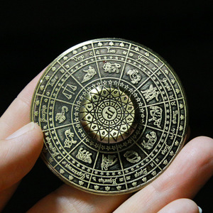 Spinner anti-stress personnalisé 12 constellations en métal et alliage plastique pour garçons et filles - Product Image 6