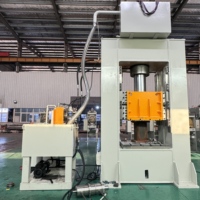 Presse hydraulique de type châssis Y32K-1 100T, haute rigidité, avec moteur servo PLC et pompe pour opérations de formage de métaux polyvalentes
