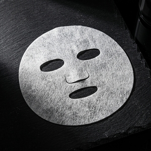 Mascarilla Facial de Tela No Tejida Y115 Biodegradable de Fibra de Algas Blancas con Súper Absorción de Agua, Sin Comprimir - Product Image 1