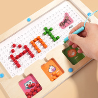 Tableau magnétique en bois UBM pour dessin, 4 couleurs, perles, art pixelisé, contrôle du stylo, motricité fine, pré-écriture, tout-petits, enfants, CE CPC, vente en gros, OEM