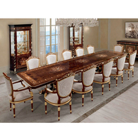 Ensemble de table à manger longue de luxe de style palais européen en bois massif sculpté doré pour 12 personnes pour salle à manger