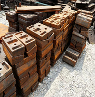 Plaques de broyage en acier à haute teneur en manganèse pour concasseurs PF1210 PF1214 PF1315, boulons de concasseur à percussion pour machines minières, barres de frappe, plaques d'impact