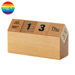 Деревянный Настольный календарь из натурального дерева - Product Image 3