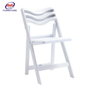 كرسي حفلات زفاف من Xinyimei, كرسي حفلات زفاف من Xinyimei بتصميم جديد من الراتنج قابل للطي - Product Image 1