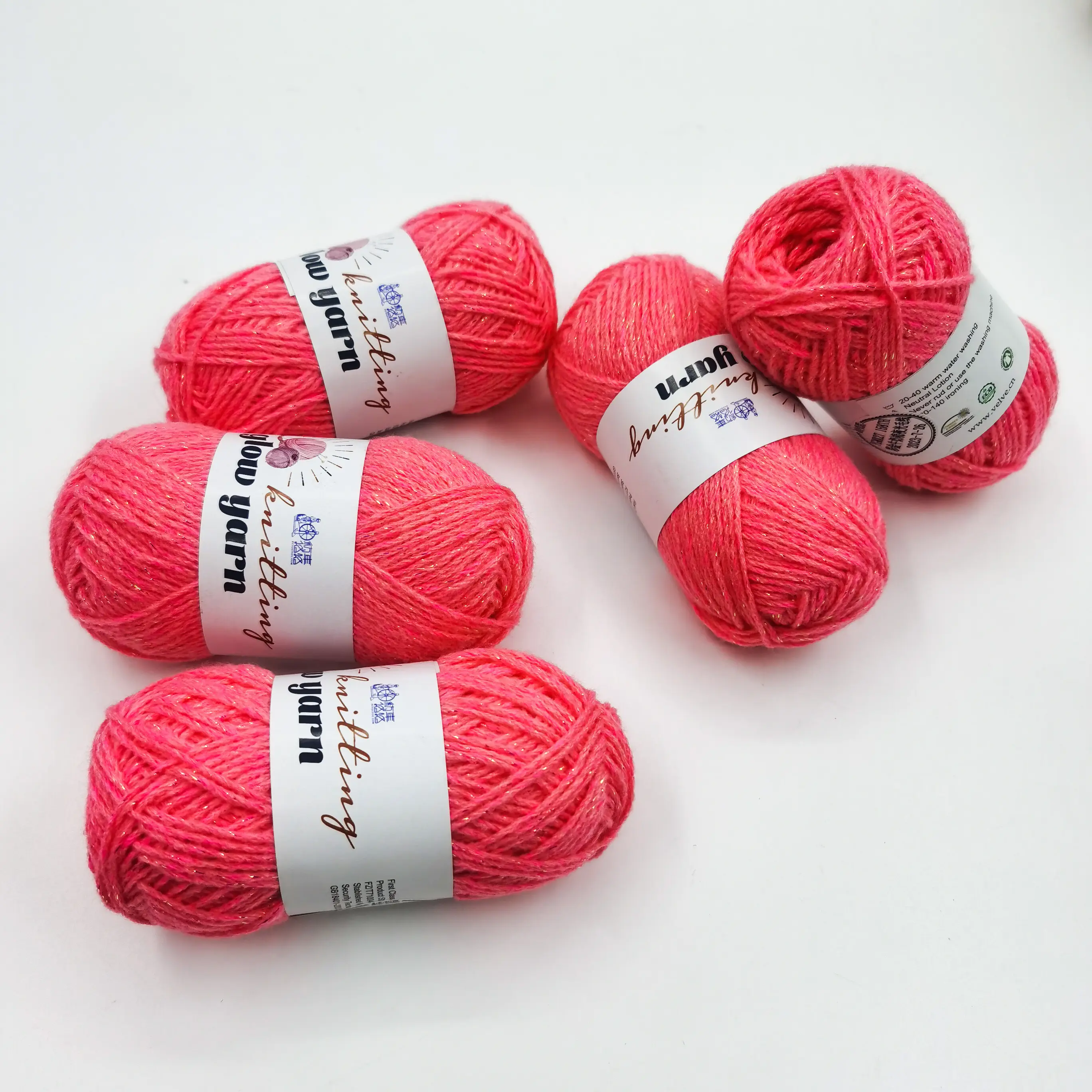 Glow in the dark yarn red light luminous hand knitting yarn polyester milk cotton acrylic glow in the dark sparkle crochet yarn