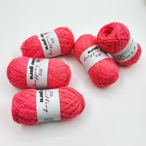 Phát Sáng Trong Sợi Tối Màu Đỏ Ánh Sáng Sáng Sáng Tay Đan Sợi Polyester Sữa Bông Acrylic Phát Sáng Trong Bóng Tối Lấp Lánh Crochet Sợi