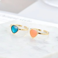 Anillo Abierto Ajustable de Acero Inoxidable Plateado Dorado con Corazón Colorido y Acabado Esmaltado