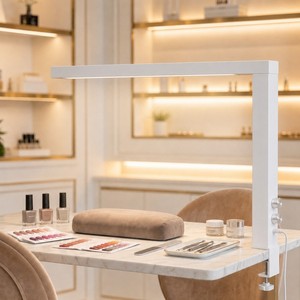 Lampe de bureau professionnelle à angle droit pour manucure, LED à <span class=keywords><strong>pince</strong></span>, avec grille anti-éblouissement <span class=keywords><strong>en</strong></span> nid d'abeille et variateur de luminosité à bouton - Product Image 1