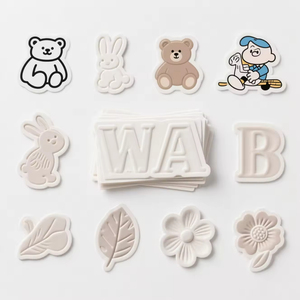 Etiquetas Adhesivas de Vinilo Personalizadas con Impresión UV, Resistentes al Agua, con Logotipo, Corte Estético Transparente, para Negocios - Product Image 1