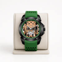 Montre de sport pour homme 44 mm, bracelet en silicone, verre minéral renforcé, cadran à aiguilles lumineuses, étanche, mouvement à quartz, design ajouré