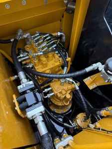 Excavadora Sany SY135C Usada en Stock, Piezas Originales, Pocas Horas de Trabajo, en Venta - Product Image 5