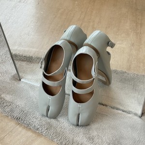 2026 New Women Ultra Soft Sheepskin <b>Split</b> <b>Toe</b> Flat <b>Shoes</b> Genuine Leather One-Strap Hollow Out Casual Flats - Product Image 3