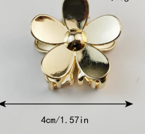 Flor de cinco pétalos de 4 cm.