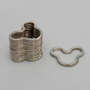 Porte-clés plat créatif porte-clés en métal argenté pour bricolage porte-clés porte-clés cerceau boucle fantaisie étoile ovale coeur forme dessin animé porte-clés plat