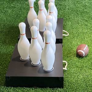 <span class=keywords><strong>Jeu</strong></span> <span class=keywords><strong>de</strong></span> <span class=keywords><strong>quilles</strong></span> portable Strike & Score | Kit <span class=keywords><strong>de</strong></span> <span class=keywords><strong>jeu</strong></span> pliable 2 en 1 avec football en PVC et pompe - Product Image 3