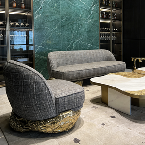 Ensemble de canapés italiens modernes de luxe, design haut de gamme, salon de villa, tissu en velours, base en laiton, <span class=keywords><strong>fauteuil</strong></span> sectionnel incurvé en cuir - Product Image 3