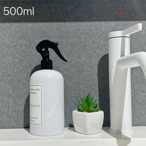 En Stock 200ml 250ml 350ml & 500ml Botella <span class=keywords><strong>de</strong></span> bomba <span class=keywords><strong>de</strong></span> spray blanca y negra transparente con pequeños <span class=keywords><strong>ratones</strong></span> para uso <span class=keywords><strong>de</strong></span> peluca - Product Image 4