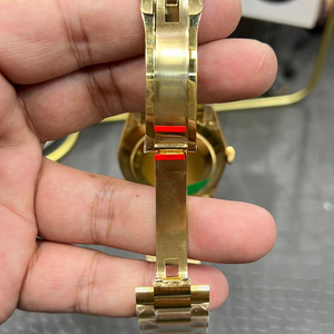 Montres mécaniques 40 mm automatiques en métal doré avec lunette sertie de diamants, cadran <span class=keywords><strong>noir</strong></span>, <span class=keywords><strong>montre</strong></span> de luxe pour <span class=keywords><strong>homme</strong></span> en or jaune avec diamants, <span class=keywords><strong>montre</strong></span> sertie de diamants moissanite - Product Image 6