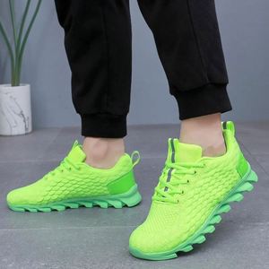 Chaussures de course décontractées pour hommes, personnalisables en gros, avec lacets, semelles intérieures confortables en EVA, doublure en maille respirante, toutes saisons - Product Image 3