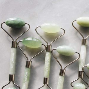 Custom Logo <strong>Jade</strong> <strong>Stone</strong> Scraping Facial Skin Beauty Care Tool Facial <strong>Jade</strong> Roller Resin Anti-Aging Facial Rollers - Product Image 3