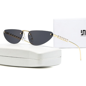 Nuevas gafas de sol triangulares retro para mujer, montura metálica, protección UV400, diseño de ojo de gato, tipo 3, gafas de sol, parte 7704 - Product Image 4