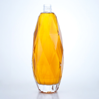 Bouteille en verre transparente à facettes géométriques de 750 ml pour boissons, bouteille en verre à fond épais pour spiritueux avec finition de col