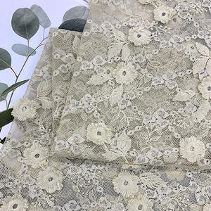 <span class=keywords><strong>Tissu</strong></span> en dentelle brodée florale 3D de <span class=keywords><strong>haute</strong></span> densité et qualité supérieure pour la broderie ajourée, maille respirante pour robes de mariée et tenues de soirée <span class=keywords><strong>haute</strong></span> <span class=keywords><strong>couture</strong></span> - Product Image 1