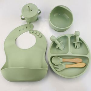 Ensemble de 8 pièces de vaisselle divisée pour bébé en silicone de qualité alimentaire, respectueux de l'environnement, avec assiette à ventouse imprimée en sérigraphie - Product Image 6