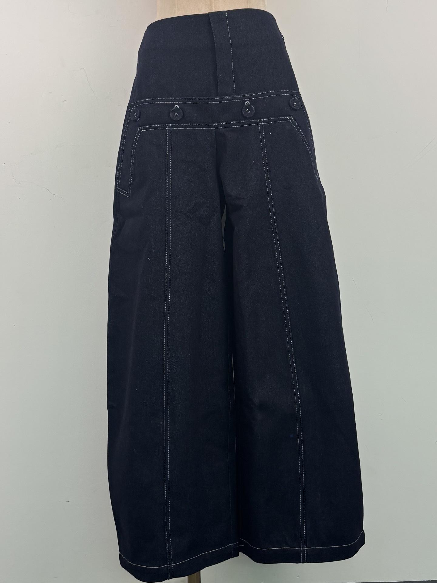 Pantalón azul oscuro