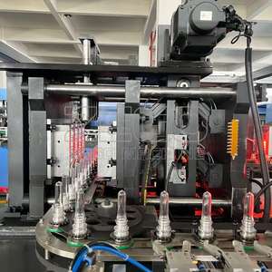 زجاجة 2 لتر أوتوماتيكية بالكامل صديقة للميزانية-4 قوالب تجويف تصنيع فعالة من حيث التكلفة صب ضربة تمتد - Product Image 3